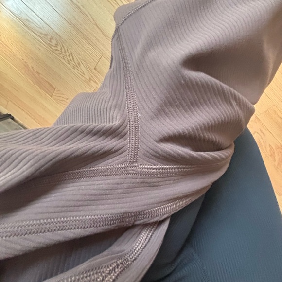 Lululemon Ribbed Align High Rise (8) - Picture 7 of 8